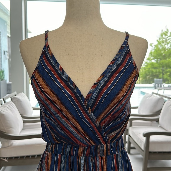 SHEIN dress - Picture 2 of 8